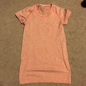 Lululemon swiftly tech short sleeve crew